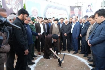 کلنگ احداث درمانگاه خیریه الغدیر خرم آباد بر زمین زده شد