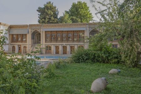 واگذاری ۱۱ بنای تاریخی لرستان به بخش خصوصی