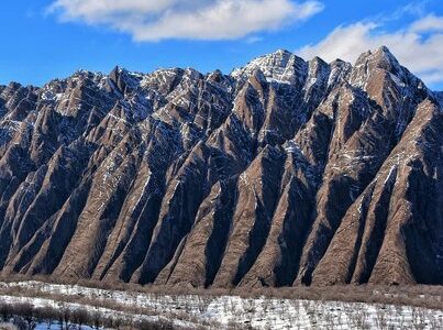 مهراب کوه دلفان،کوهی پر از رمز و راز و افسانه ای+عکس