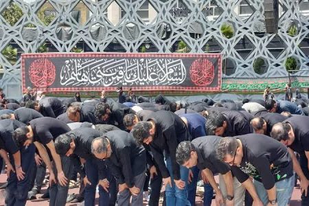 نماز ظهر عاشورا در لرستان اقامه شد