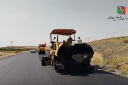 روکش آسفالت ۱۰۵ کیلومتر از جاده‌های لرستان