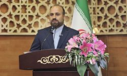 ظرفیت‌های گردشگری لرستان در تراز بین‌المللی است/توسل به باور شرقی راه نجات محیط زیست