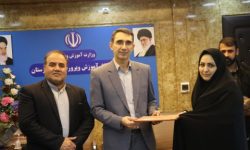 تجلیل از فعالان نهضت سوادآموزی لرستان+عکس