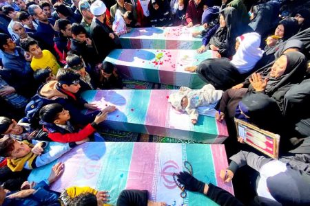 استقبال مردم چگنی از چهار شهید گمنام+تصاویر