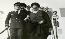 ۱۲ بهمن سالروز ورود تاریخی امام خمینی (ره) به وطن