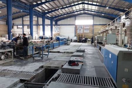 ۲۲ طرح صنعتی لرستان آماده بهره برداری است