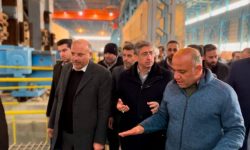 حضور استاندار لرستان در ازنا مایه دلگرمی پرسنل و سرمایه گذار فولاد شد