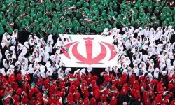 سرودهای انقلابی در محلات خر‌م‌آباد طنین‌انداز می‌شوند