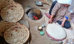 توزیع ۱۸ هزار تن آرد خانه پزی بین روستاییان لرستان