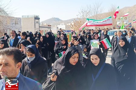 حضور پرشور بانوان لرستان در جشن انقلاب ۱۴۰۳+تصاویر
