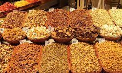 احتکار بیش از ۱۶ تن خشکبار در بروجرد