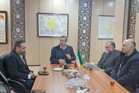 تاکید استاندار لرستان بر حمایت از تیم خیبر