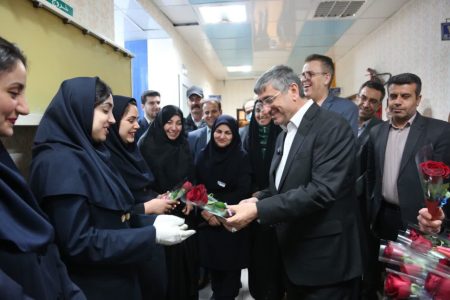 قدردانی استاندار از کادر درمان بیمارستان شهدای عشایر خرم آباد