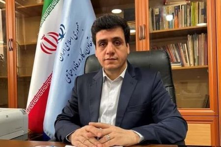 توزیع سبد غذایی برای مادران باردار و شیرده لرستانی
