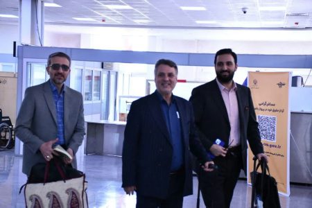 معاون فرهنگی دانشجویی وزیر بهداشت وارد لرستان شد