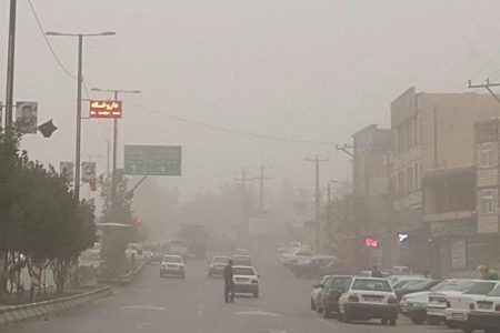آلودگی هوا در بروجرد دید افقی را به سه کیلومتر کاهش داد