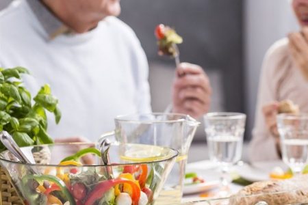 توصیه های غذایی به زائران سفر حج