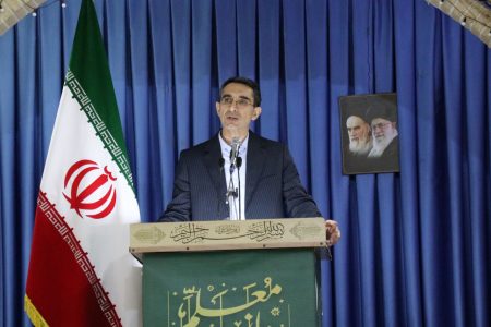 “معلمان”معماران توسعه انسانی و حلقه اتصال آموزش به تولید