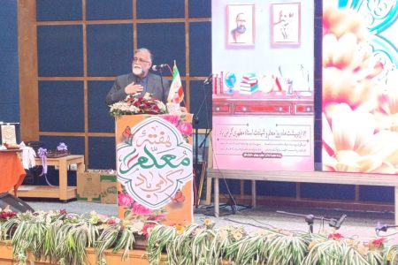 هیچ تمدنی بدون حضور معلمان به قله‌های شکوفایی نمی‌رسد