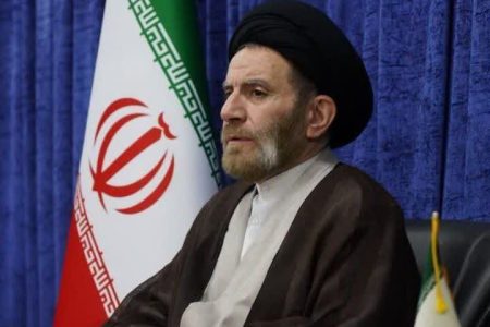 «دکتر فرید» حرفه مقدس پزشکی را با تعهد و مردم داری آمیخته است