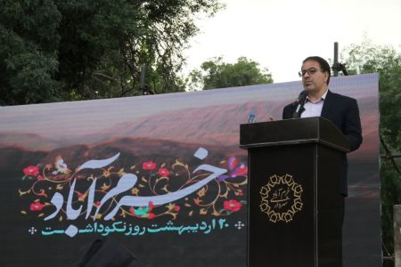شاهنامه فردوسی کتابی جهانی است