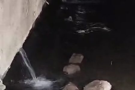 مطالبه مردمی| اعتراض به قطعی آب در روستاهای اطراف خرم آباد