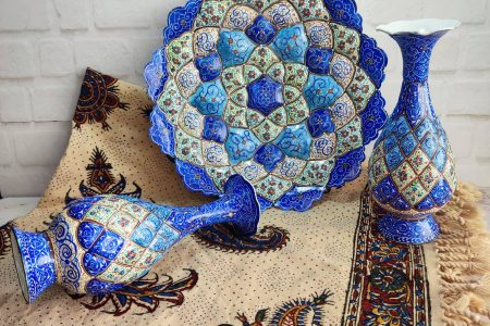 میناکاری؛چینش ذوق و هنر روی ظروف