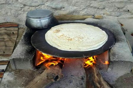 توزیع ۶ هزار تن آرد خانه‌پزی بین روستائیان لرستان