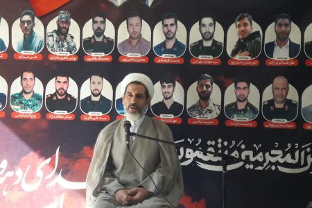 خون شهدا هدایت گر است
