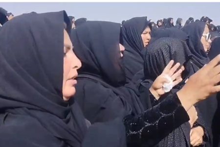 نوای جان‌سوز «مور» بانوان دلفانی در داغ سرداران وطن