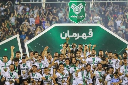 خیبر خرم آباد تنها در میدان افتخار/ مسئولان وقت عمل فرارسیده است