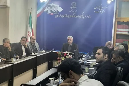 نقش غیرمستقیم نخبگان و فعالان اقتصادی در زمینه توسعه لرستان