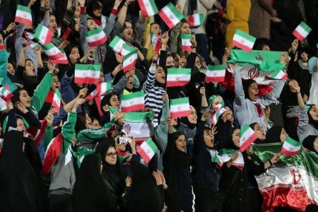 حضور بانوان فوتبال دوست در ورزشگاه تختی خرم‌آباد قطعی شد