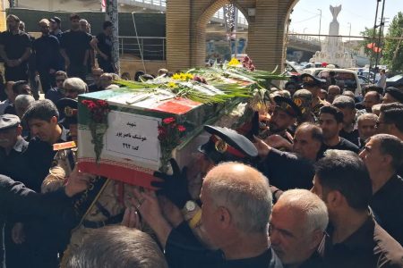 تشییع پیکر مطهر شهید «هوشنگ ناصرپور» در بروجرد+تصاویر