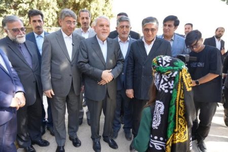 ورود وزیر میراث‌فرهنگی،گردشگری و صنایع دستی به لرستان
