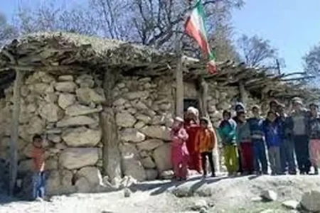 برچیده شدن ۱۶ مدرسه سنگی در لرستان کلید خورد