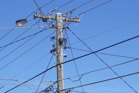 جمع‌آوری ۳۲۰۰ انشعاب برق غیرمجاز در لرستان