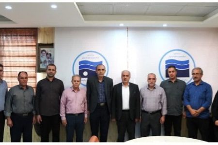 تجلیل از خانواده معزز شهدا و ایثارگران شرکت آب منطقه ای لرستان