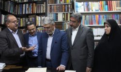 «خایدالو» میزبان وزیر ارشاد/حمایت از کتابفروشیها در اولویت وزارت فرهنگ