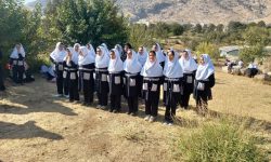 آشنایی دانشآموزان خرمآباد با تنوع گیاهی زاگرس