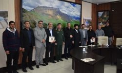 تجلیل از رزمندگان و نقشآفرینان منابع طبیعی لرستان در جنگ ۱۲ روزه