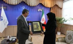 ایجاد مرکز اسناد ملی در لرستان یک مطالبه مهم است