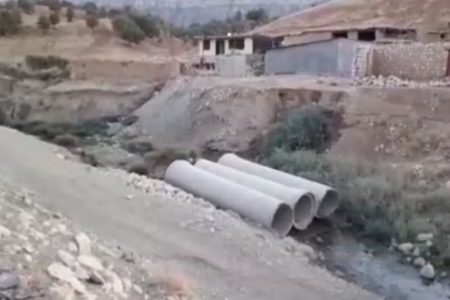 قطع ۶ ساله راه ارتباطی روستای سراب هومیان کوهدشت+فیلم
