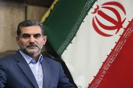 دانشگاهیان در خط مقدم مقابله با جنگ ترکیبی هستند