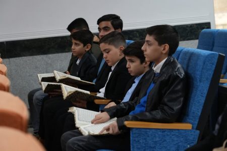 استعدادیابی قرآنی ۵۰ دانش‌آموز لرستانی