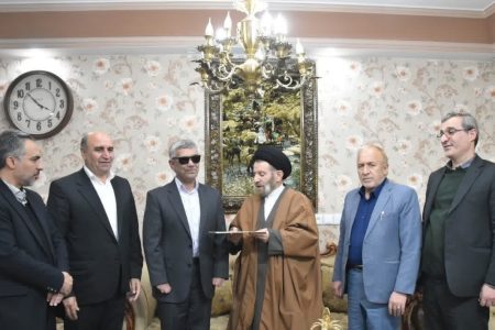 زندگی جانبازان به زبان هنر در جامعه روایتگری و تبیین شود