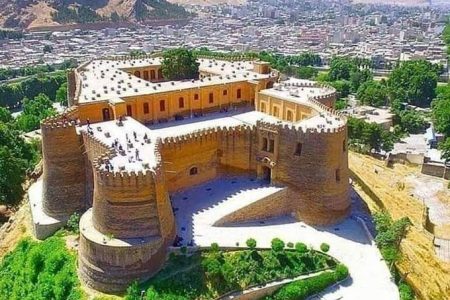 آغاز جابه جایی پادگان سپاه از حریم قلعه فلک‌الافلاک