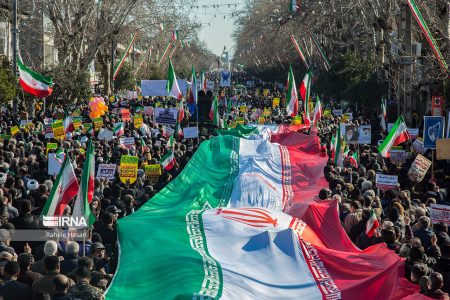 انقلاب اسلامی،مرگ حاکمیت متکی به بیگانگان بود