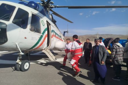 انجام ۲۴ سورتی پرواز هلال‌احمر لرستان به روستاهای در محاصره برف
