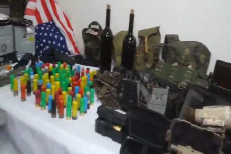 کشفیات مهم از عناصر تروریستی وابسته به جریان‌های معاند در لرستان +فیلم